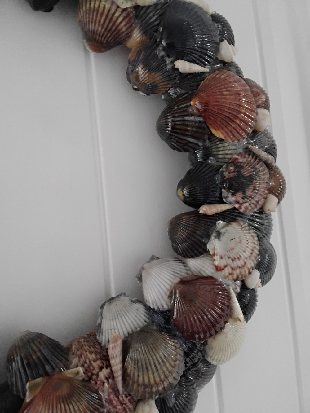 Large Seashell Wreath. Summer Decor. Beach Nautical Decor - Picture 3 of 6